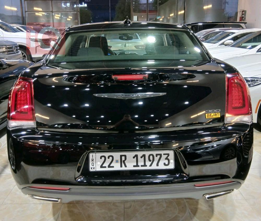 كرايسلر 300